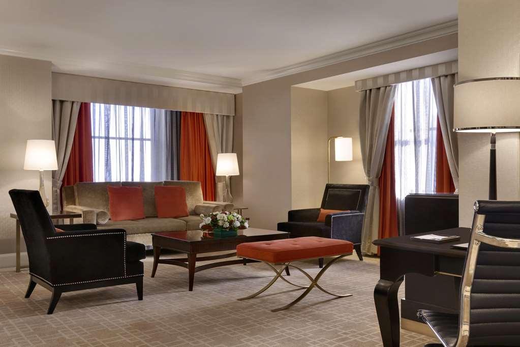 Fairmont Royal York Hotel Toronto Room photo